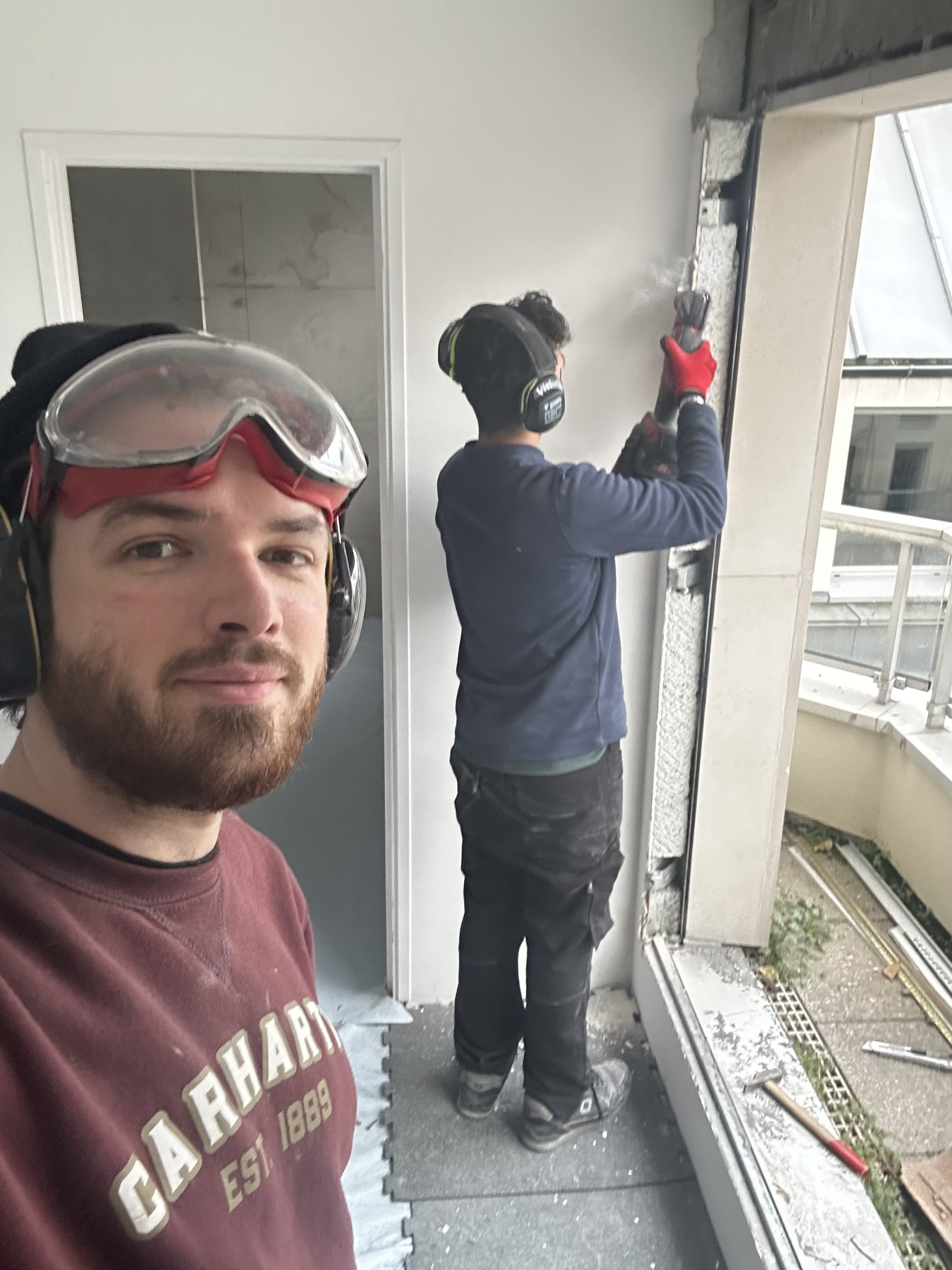 Victor Colin-Seguin artisan VTMI sur un chantier dans le Val-d'Oise